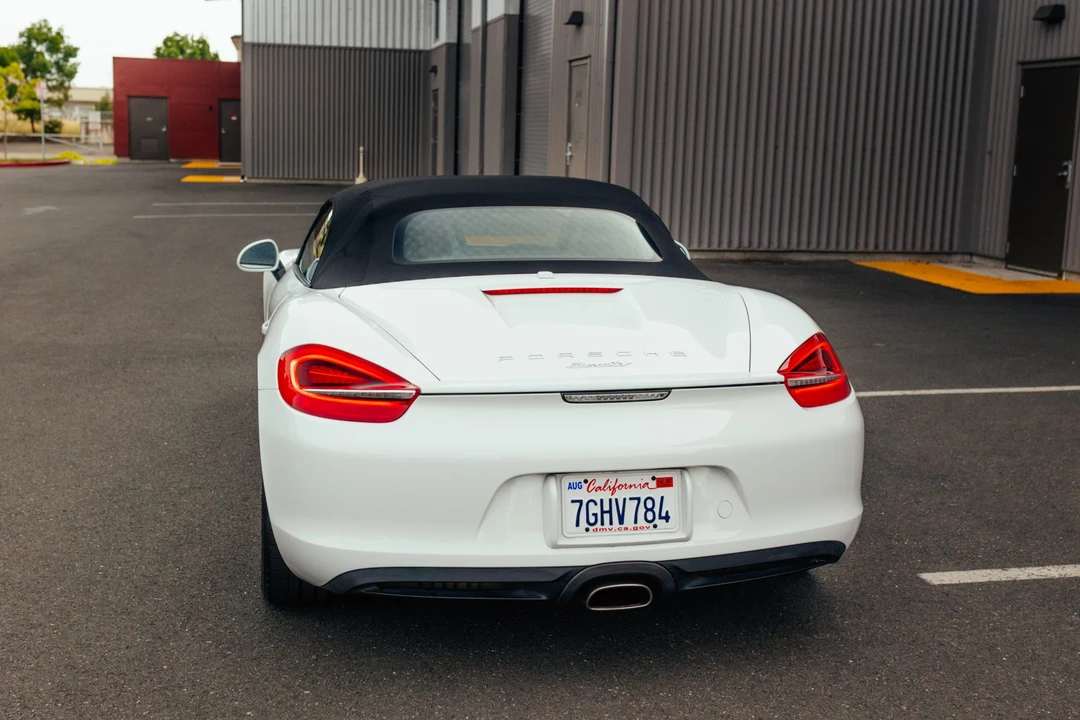 2014 Porsche 981 Boxster - Image 12 of 31