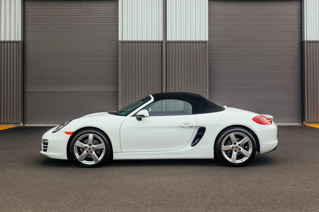 2014 Porsche 981 Boxster - Image 15 of 31