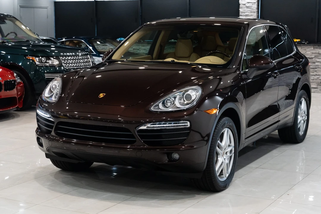 2014 Porsche 958 Cayenne S - Image 25 of 31