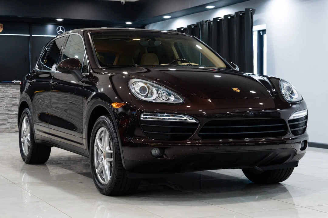 2014 Porsche 958 Cayenne S - Image 16 of 31