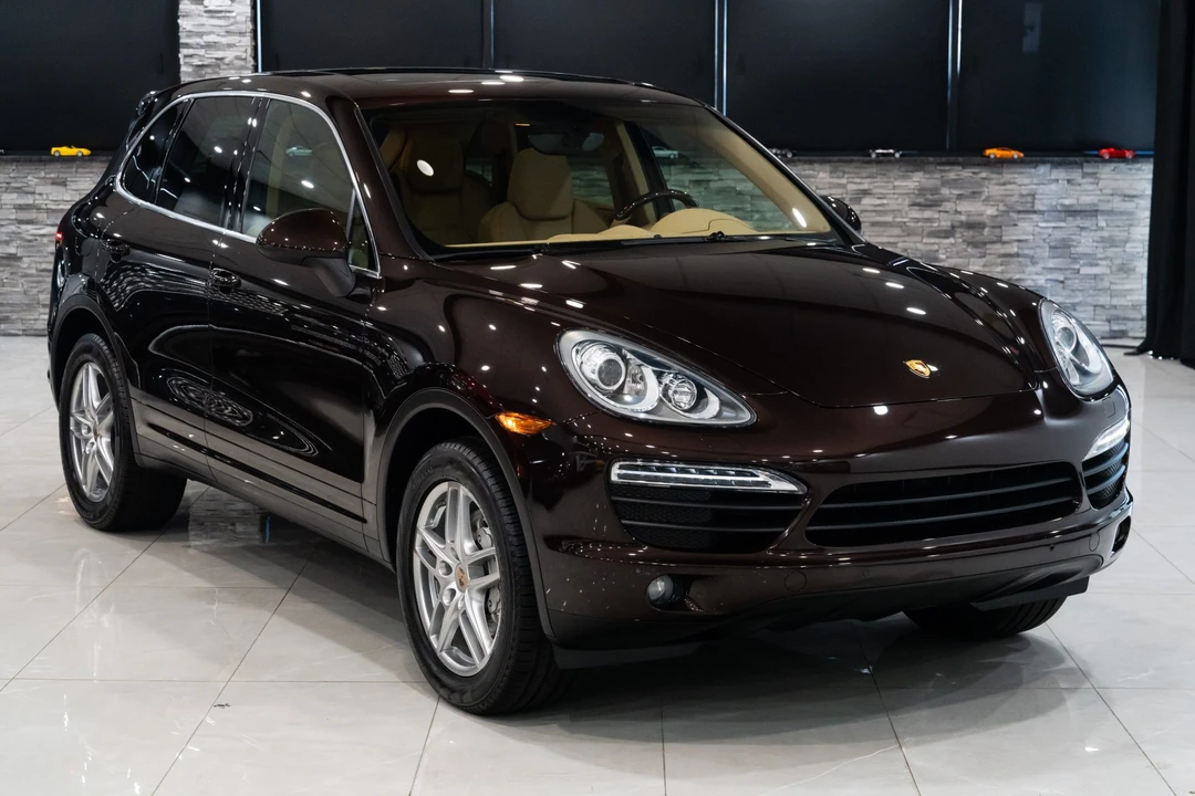2014 Porsche 958 Cayenne S - Image 10 of 31