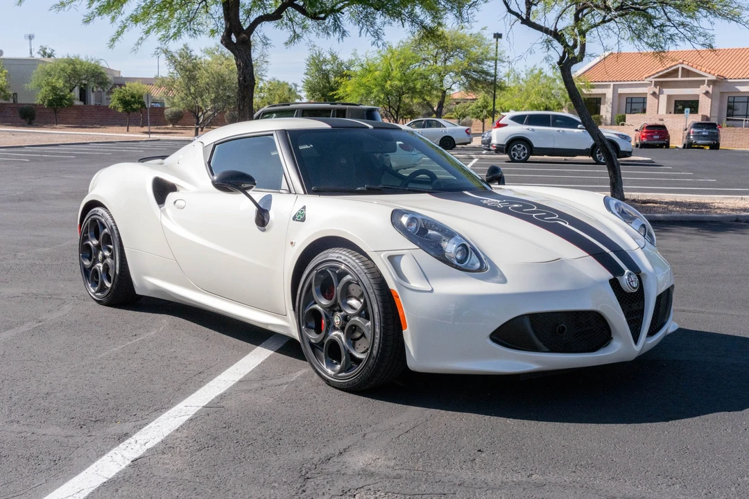 2015 Alfa Romeo 4C Coupe - Image 5 of 31