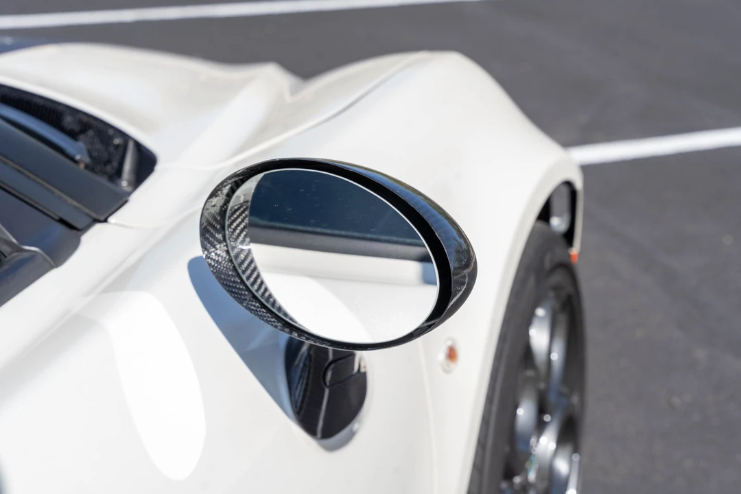2015 Alfa Romeo 4C Coupe - Image 17 of 31