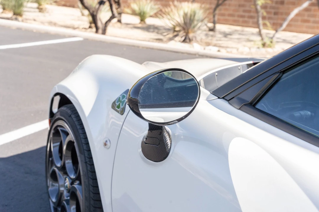 2015 Alfa Romeo 4C Coupe - Image 20 of 31