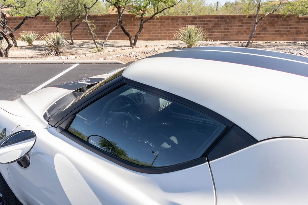 2015 Alfa Romeo 4C Coupe - Image 23 of 31