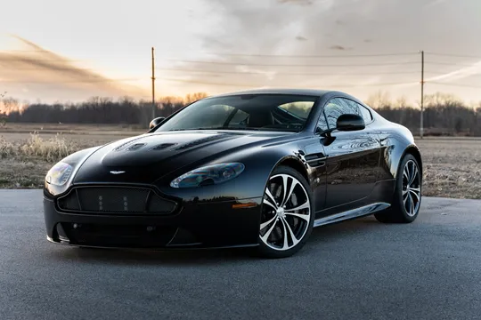 2015 Aston Martin V12 Vantage (2010-2018) - Image 4 of 31