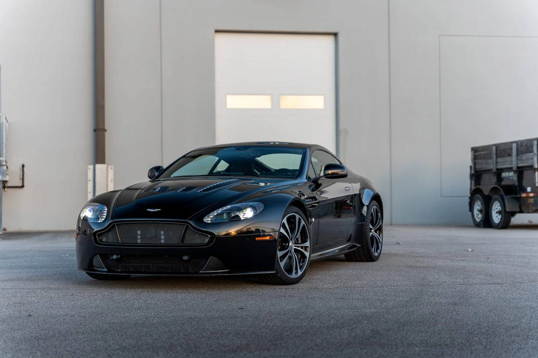 2015 Aston Martin V12 Vantage (2010-2018) - Image 31 of 31
