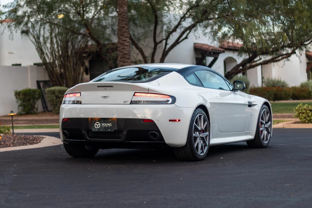 2015 Aston Martin V8 Vantage (2006-2017) - Image 22 of 31