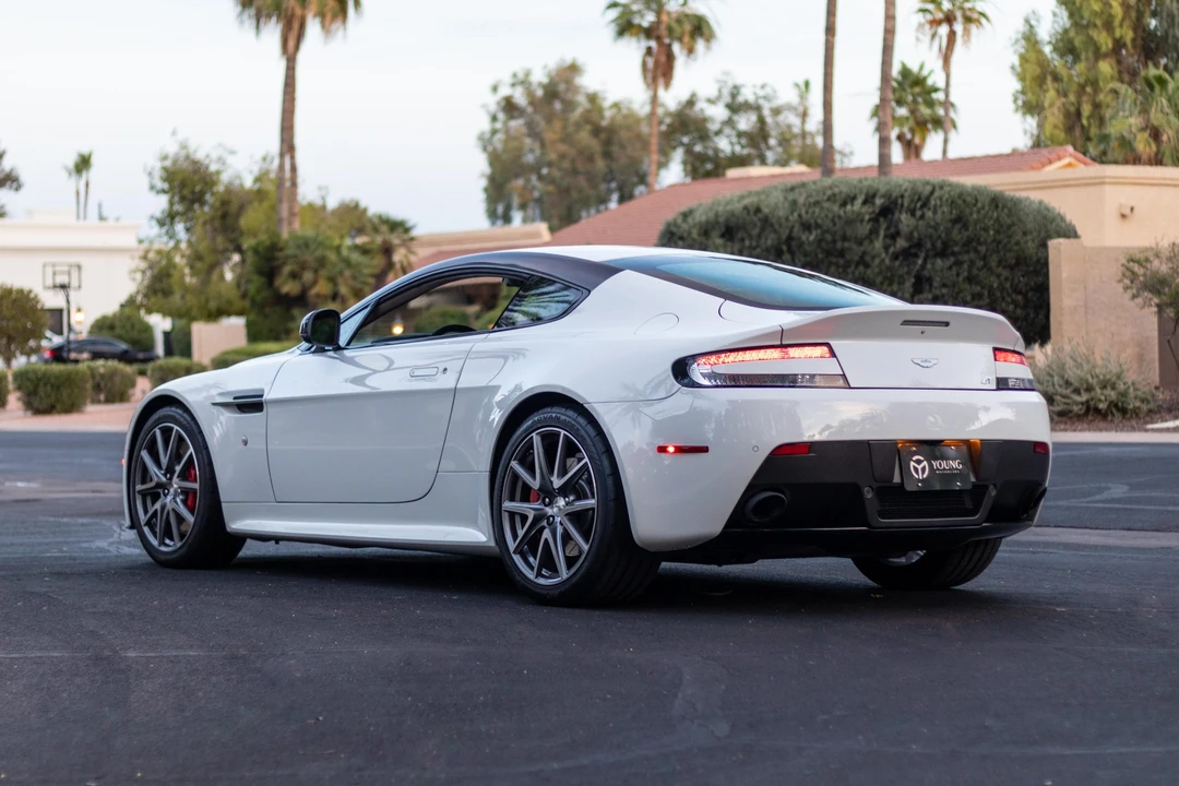 2015 Aston Martin V8 Vantage (2006-2017) - Image 28 of 31