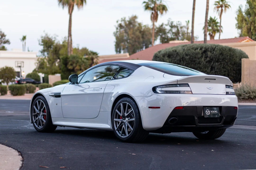 2015 Aston Martin V8 Vantage (2006-2017) - Image 8 of 31