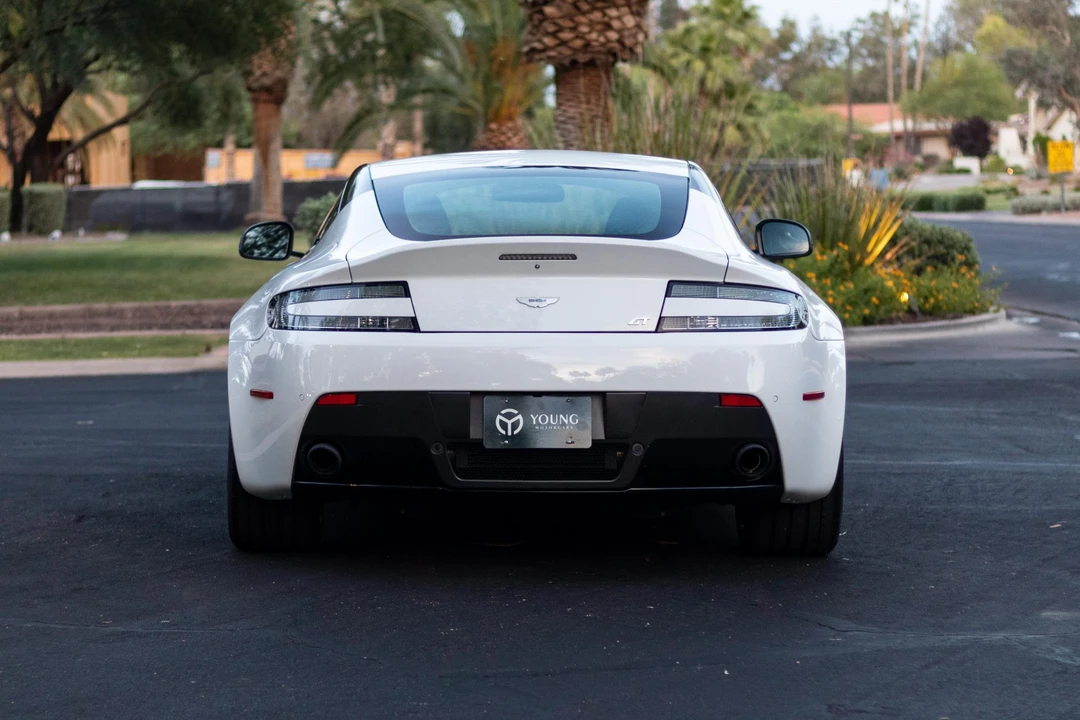 2015 Aston Martin V8 Vantage (2006-2017) - Image 10 of 31