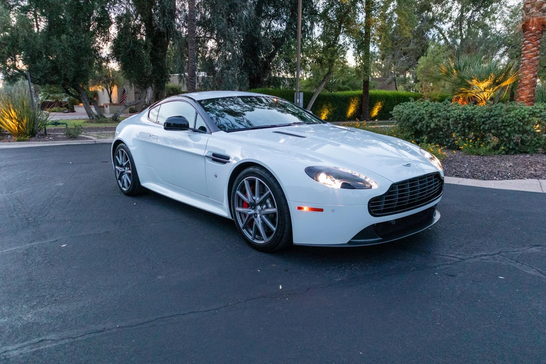 2015 Aston Martin V8 Vantage (2006-2017) - Image 19 of 31