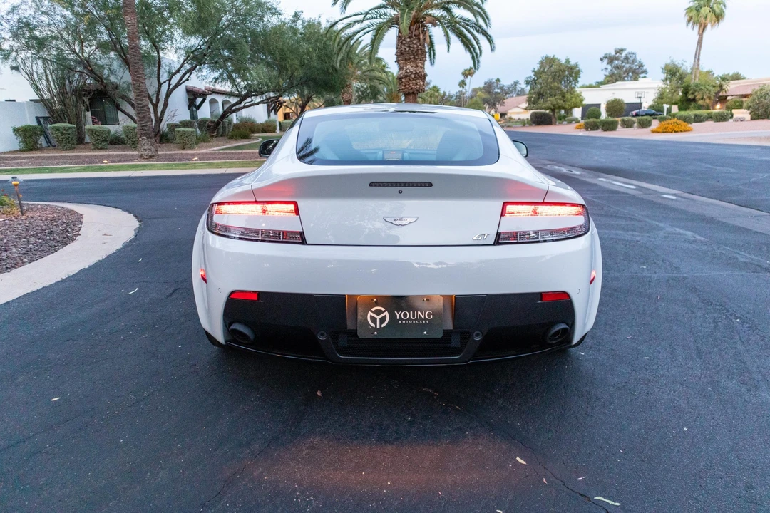 2015 Aston Martin V8 Vantage (2006-2017) - Image 25 of 31