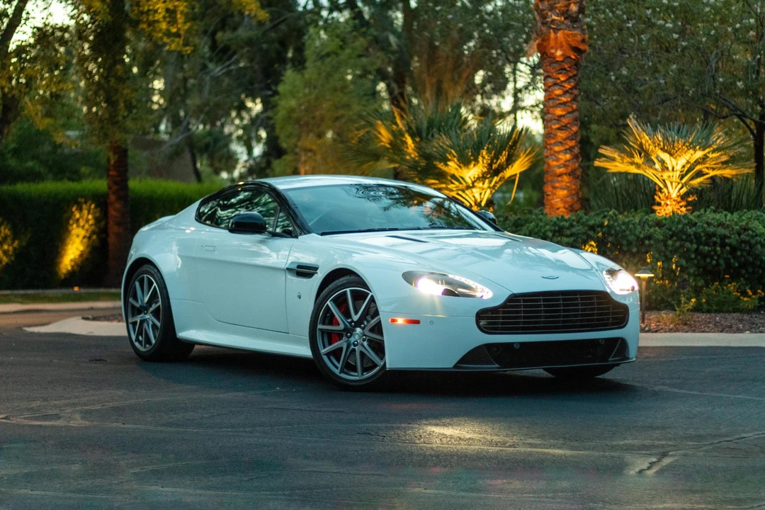 2015 Aston Martin V8 Vantage (2006-2017) - Image 18 of 31