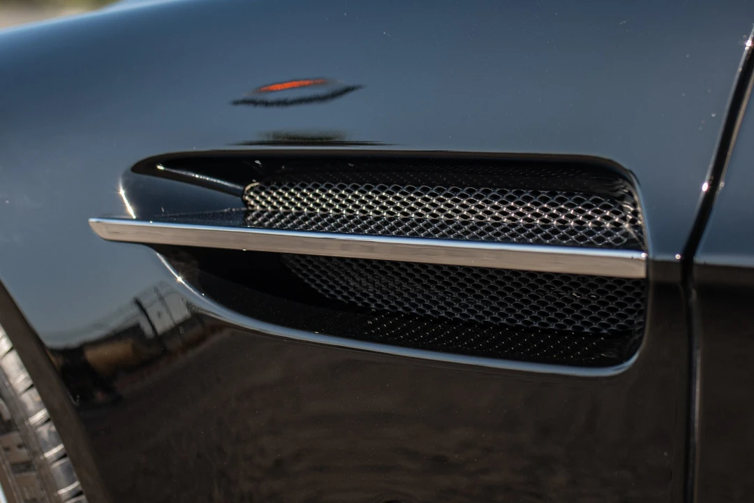 2015 Aston Martin V8 Vantage (2006-2017) - Image 29 of 31