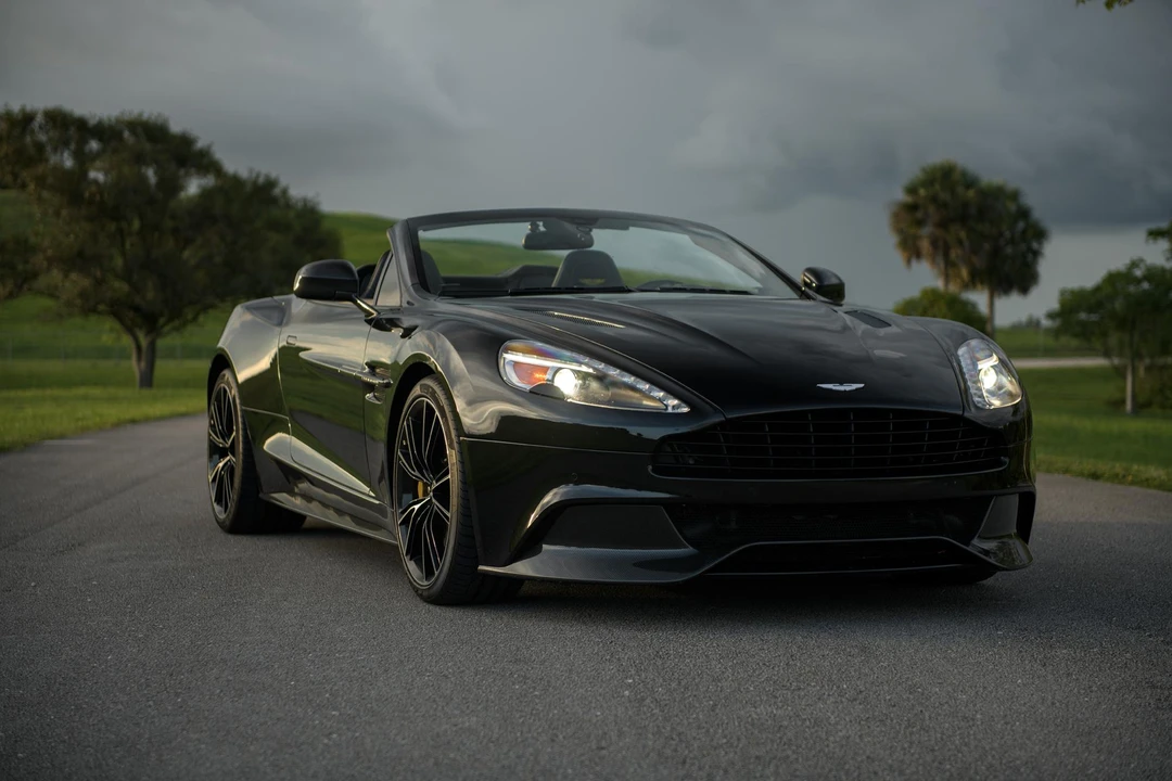2015 Aston Martin Vanquish 2nd Gen - Image 5 of 31