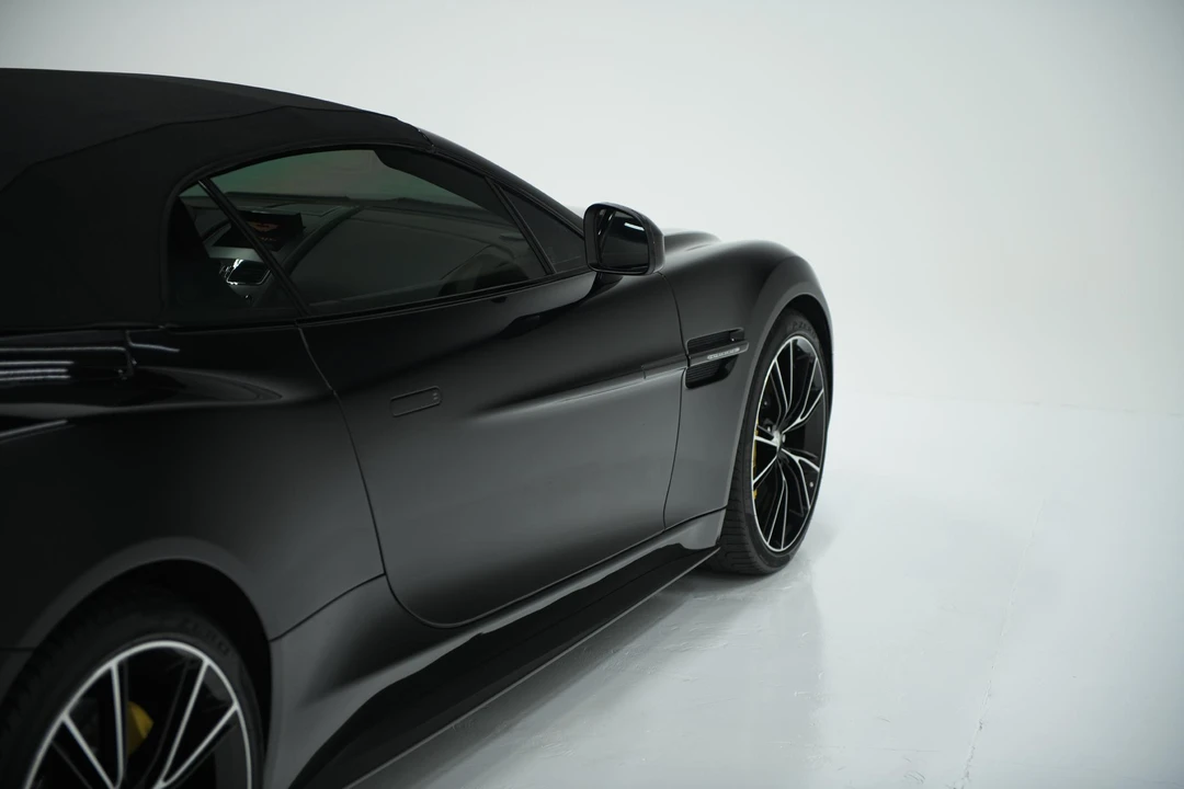 2015 Aston Martin Vanquish 2nd Gen - Image 29 of 31