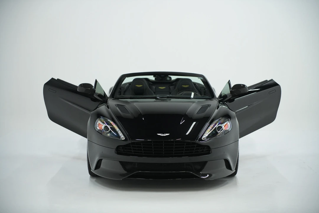 2015 Aston Martin Vanquish 2nd Gen - Image 20 of 31