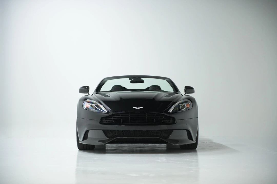 2015 Aston Martin Vanquish 2nd Gen - Image 19 of 31