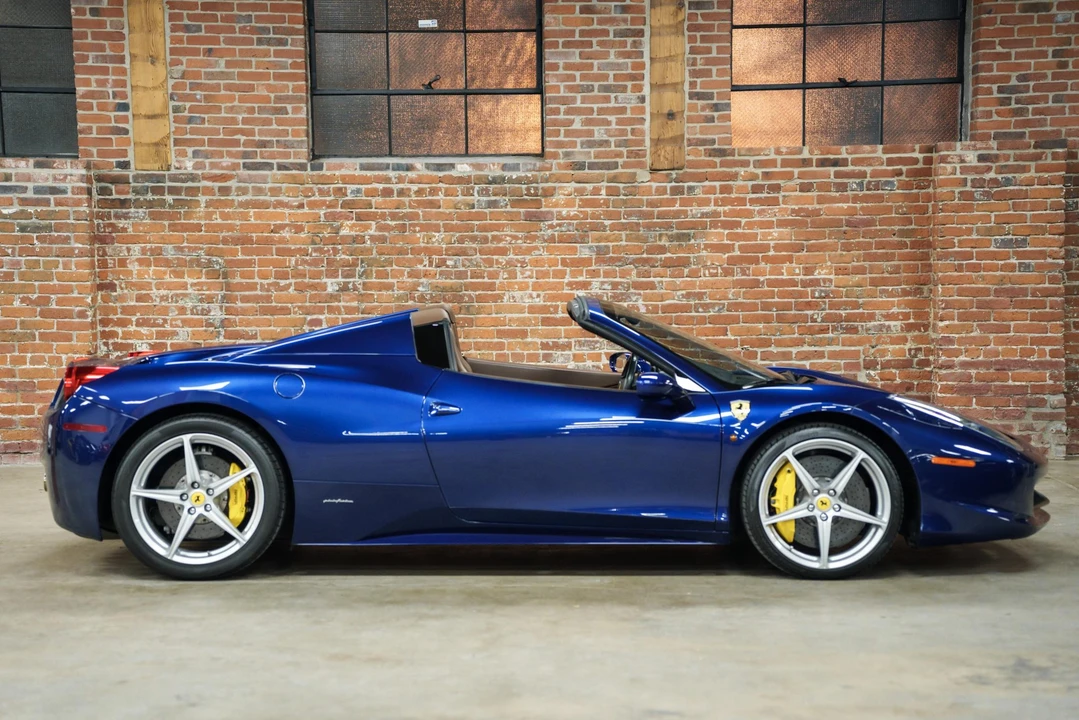 2015 Ferrari 458 Spider - Image 6 of 31