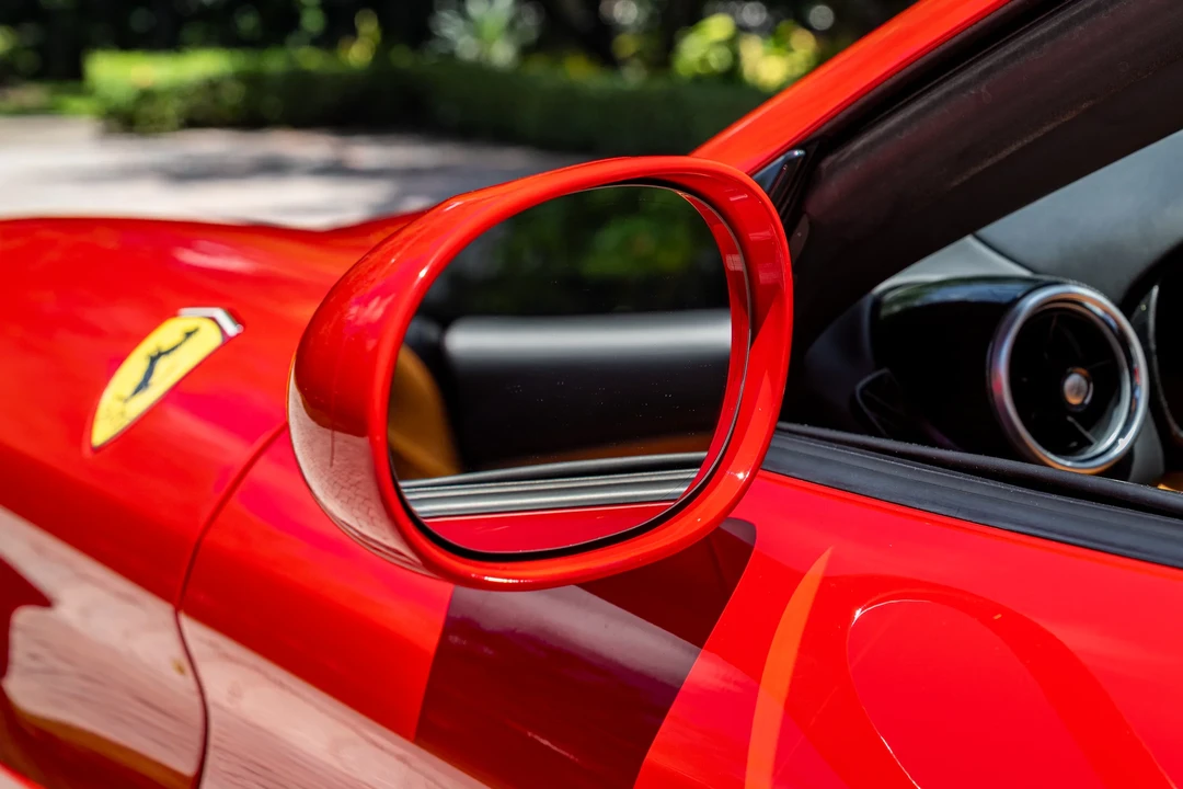 2015 Ferrari California T - Image 14 of 31