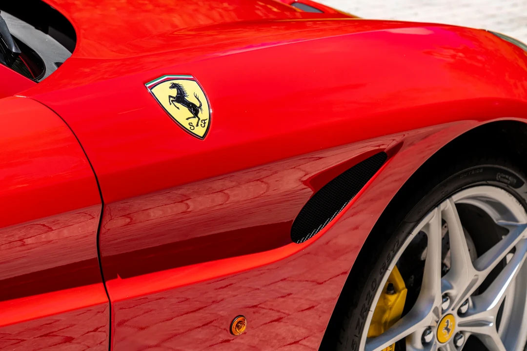 2015 Ferrari California T - Image 17 of 31