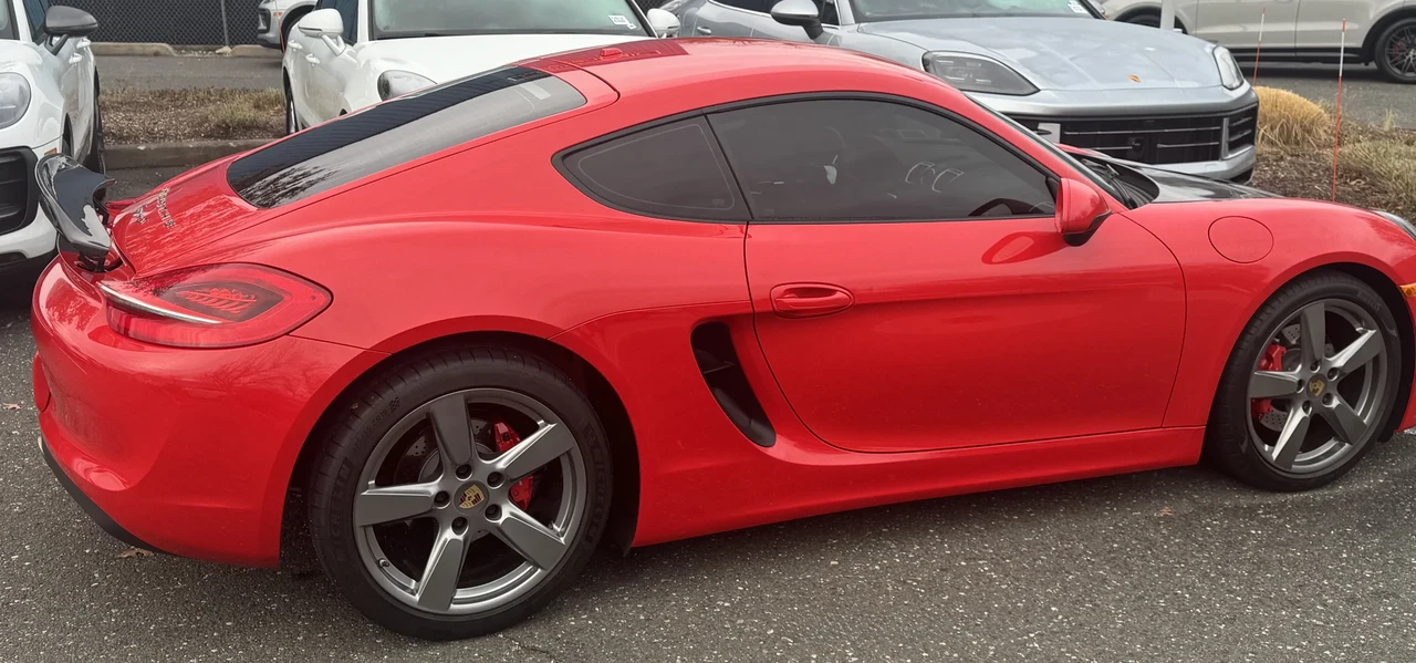 2015 Porsche 981 Cayman S - Image 26 of 31