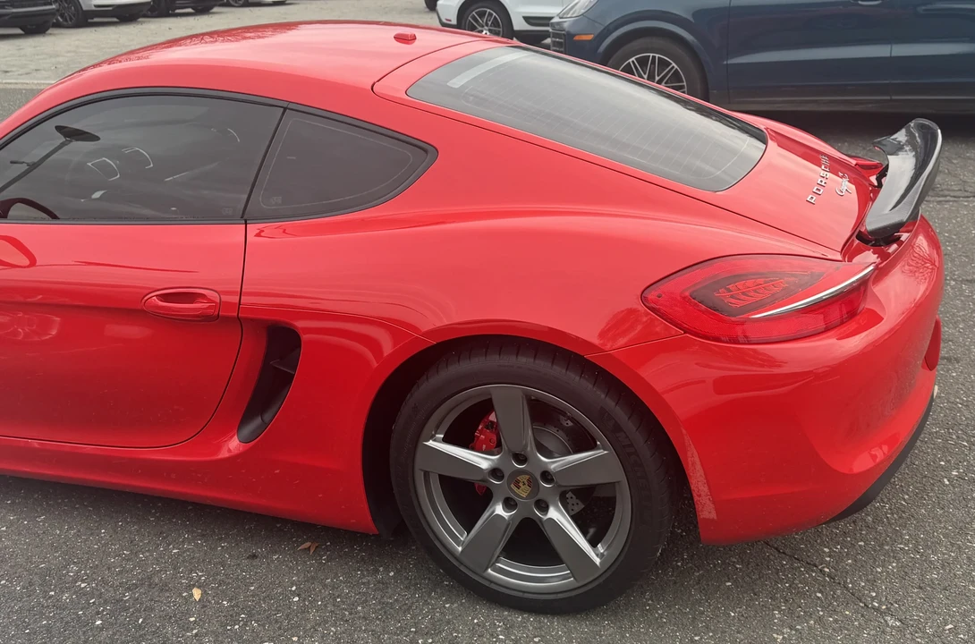 2015 Porsche 981 Cayman S - Image 18 of 31