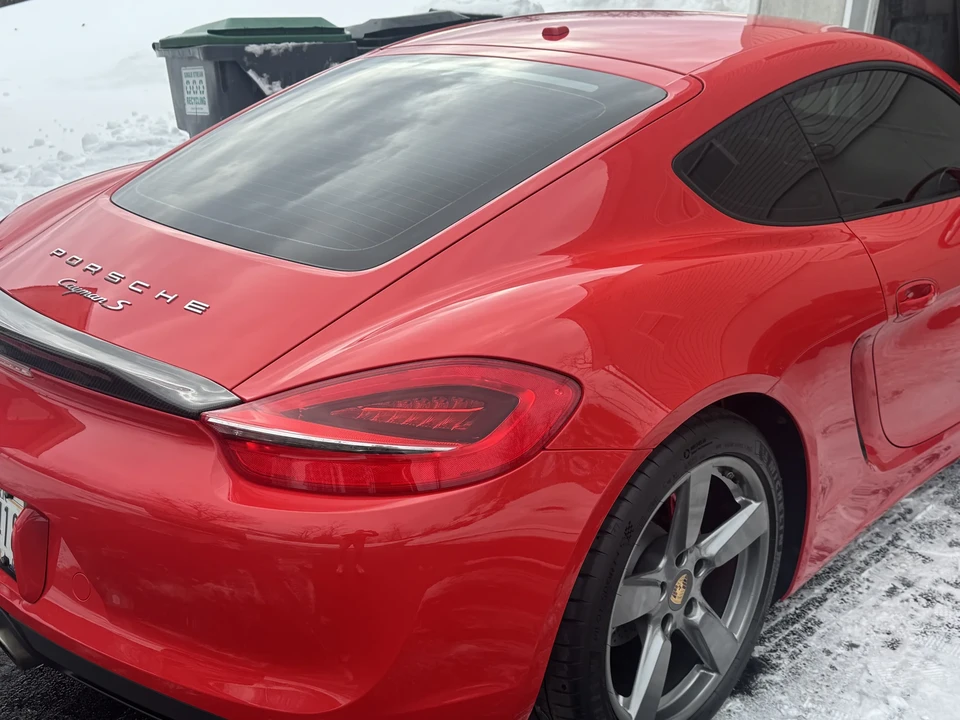 2015 Porsche 981 Cayman S - Image 25 of 31