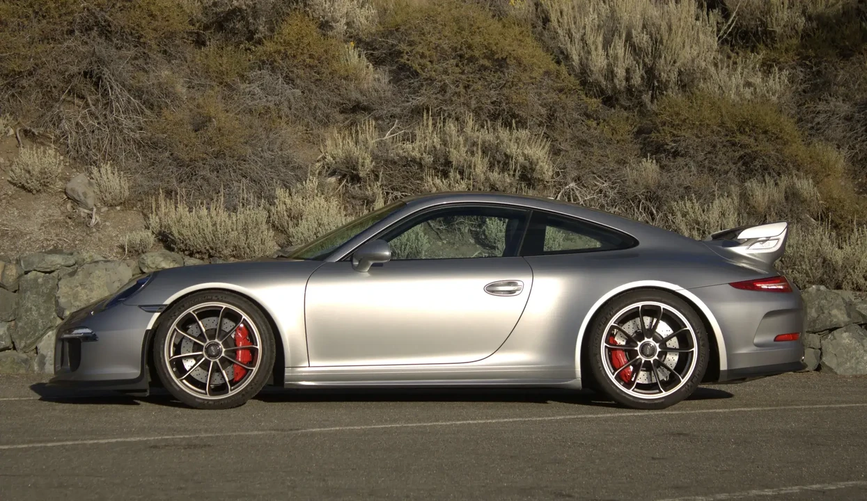 2015 Porsche 991 GT3 - Image 5 of 6