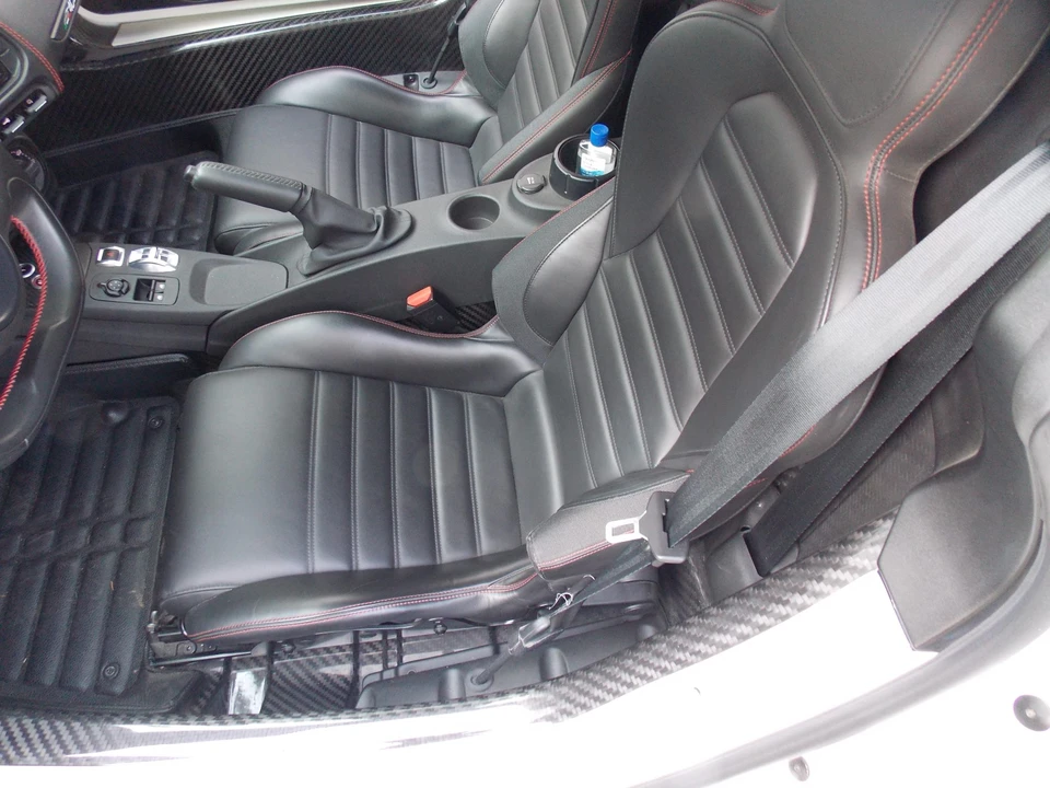 2016 Alfa Romeo 4C Coupe - Image 24 of 31