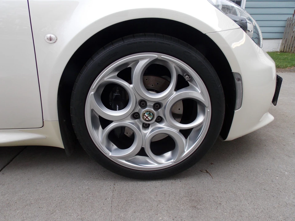2016 Alfa Romeo 4C Coupe - Image 22 of 31