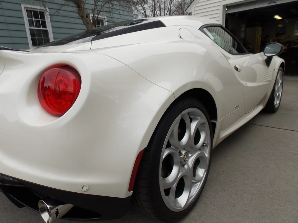 2016 Alfa Romeo 4C Coupe - Image 15 of 31