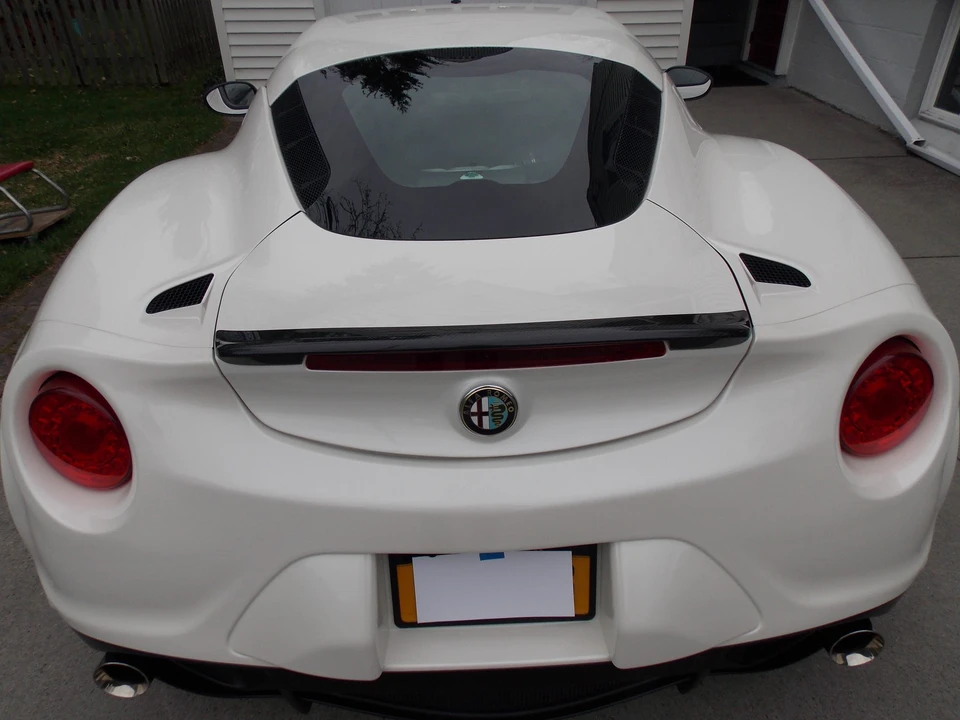 2016 Alfa Romeo 4C Coupe - Image 14 of 31