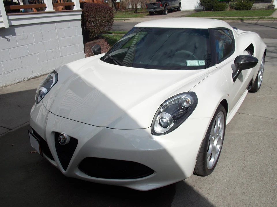 2016 Alfa Romeo 4C Coupe - Image 2 of 31