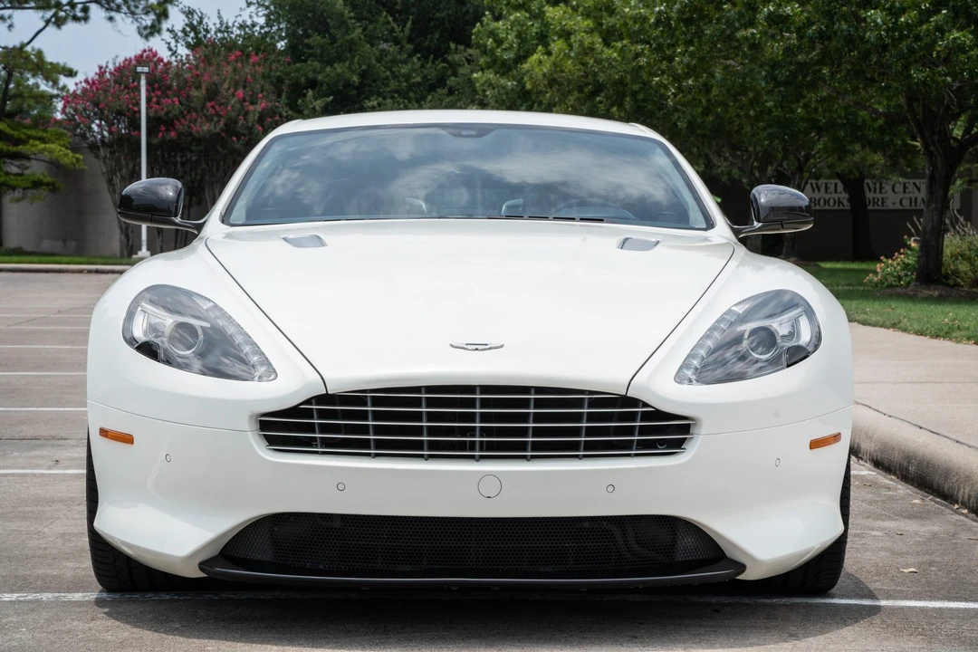 2016 Aston Martin DB9 - Image 8 of 31