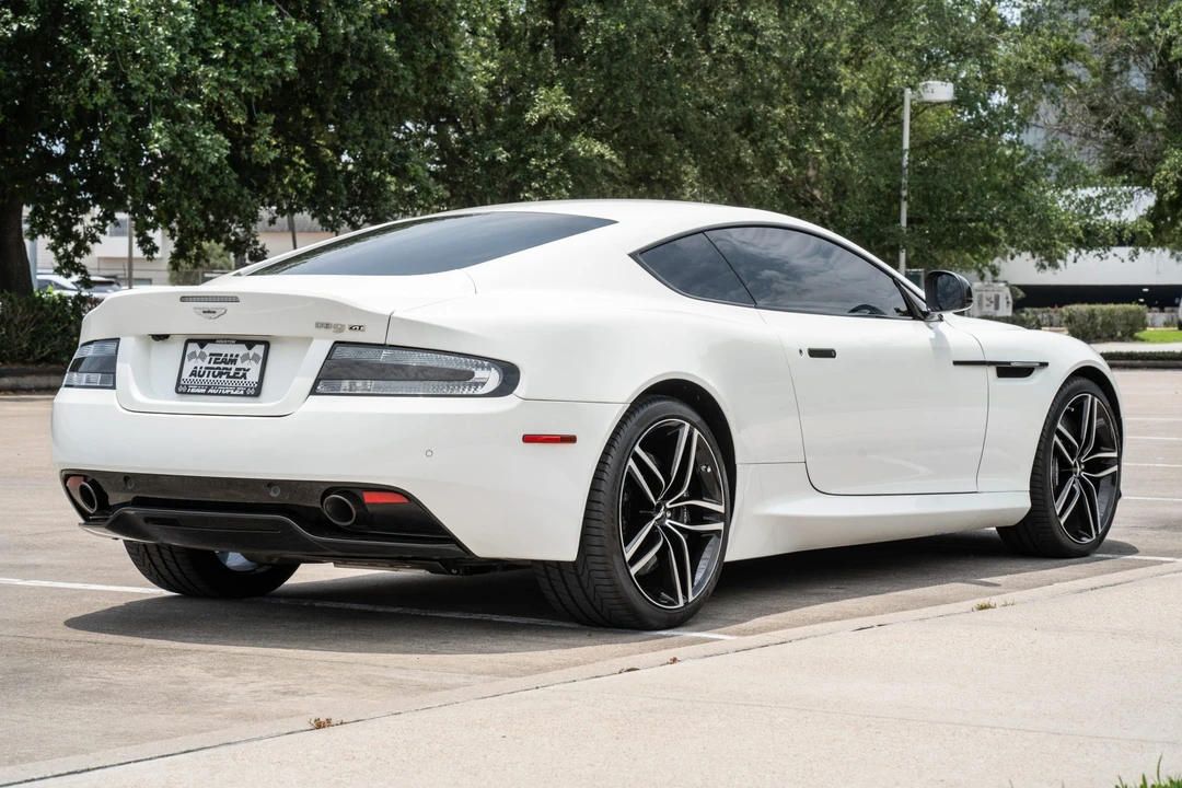 2016 Aston Martin DB9 - Image 5 of 31