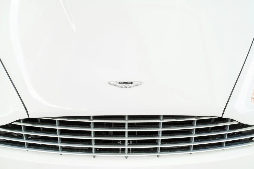 2016 Aston Martin DB9 - Image 9 of 31