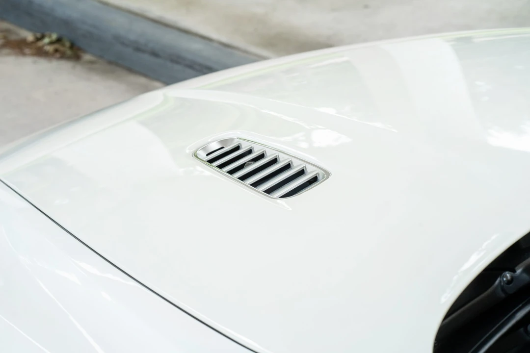 2016 Aston Martin DB9 - Image 28 of 31
