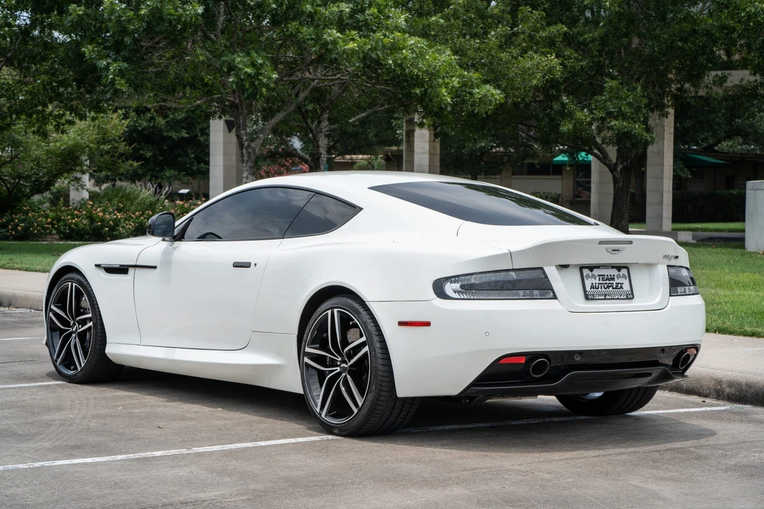 2016 Aston Martin DB9 - Image 3 of 31