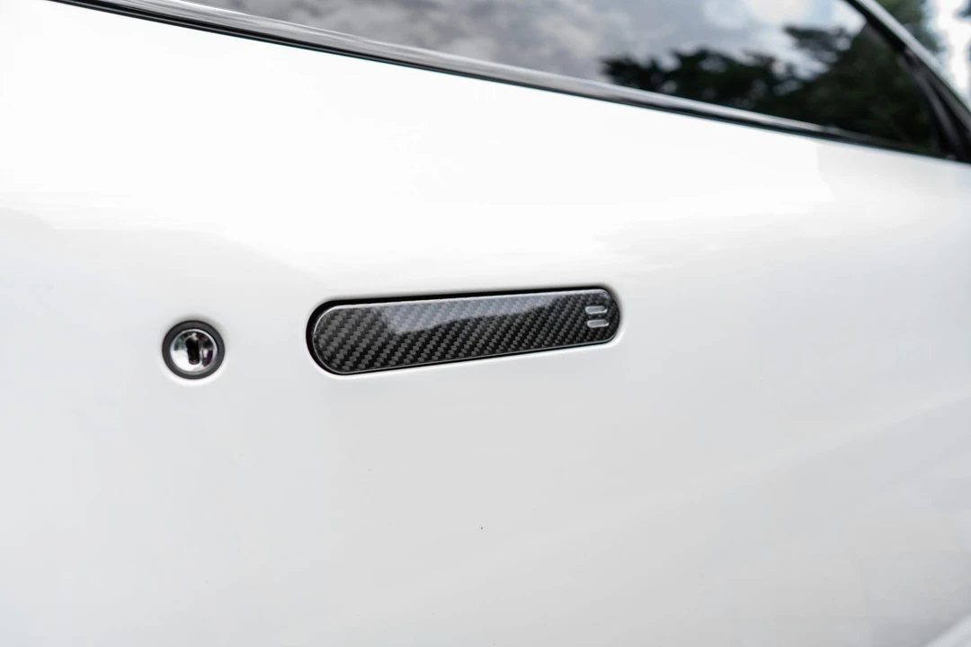 2016 Aston Martin DB9 - Image 26 of 31