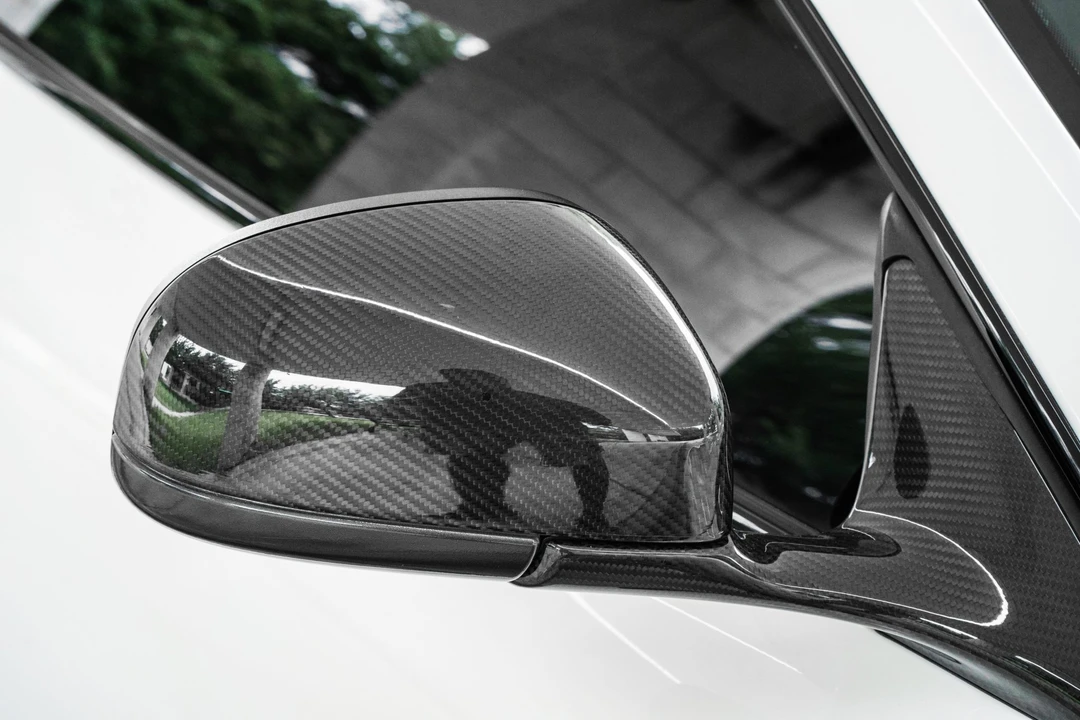2016 Aston Martin DB9 - Image 31 of 31