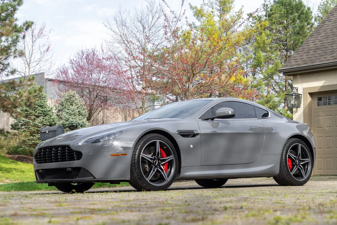 2016 Aston Martin V8 Vantage (2006-2017) - Image 3 of 31