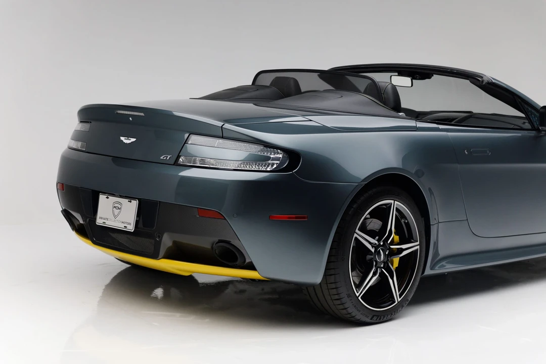 2016 Aston Martin V8 Vantage (2006-2017) - Image 27 of 31