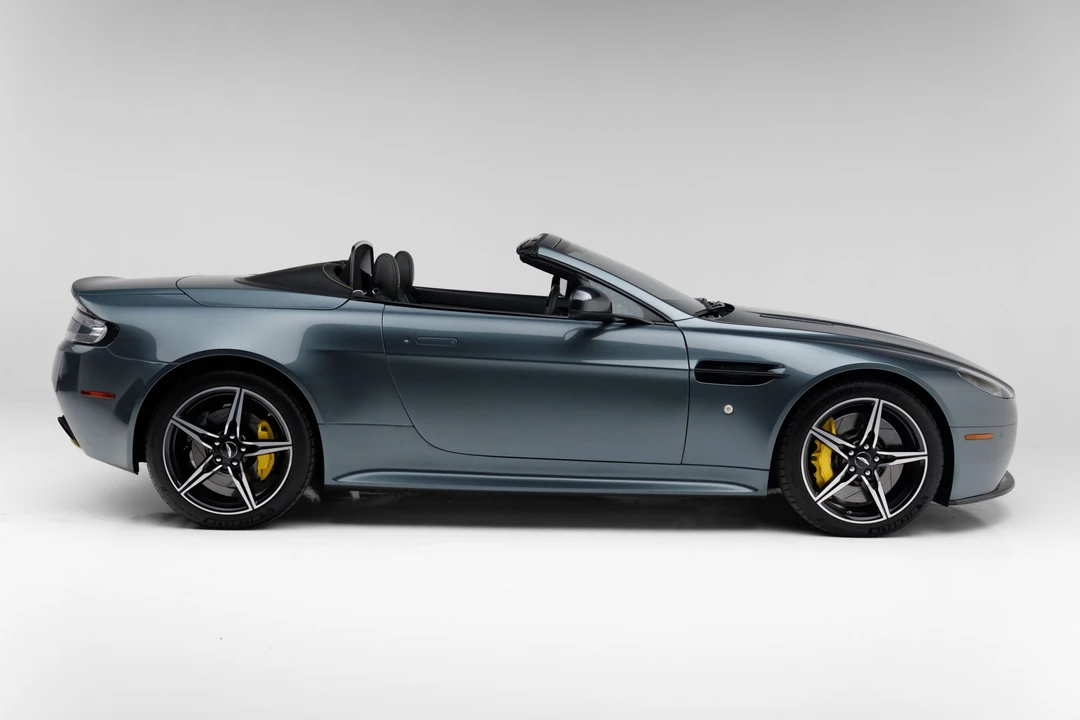 2016 Aston Martin V8 Vantage (2006-2017) - Image 8 of 31