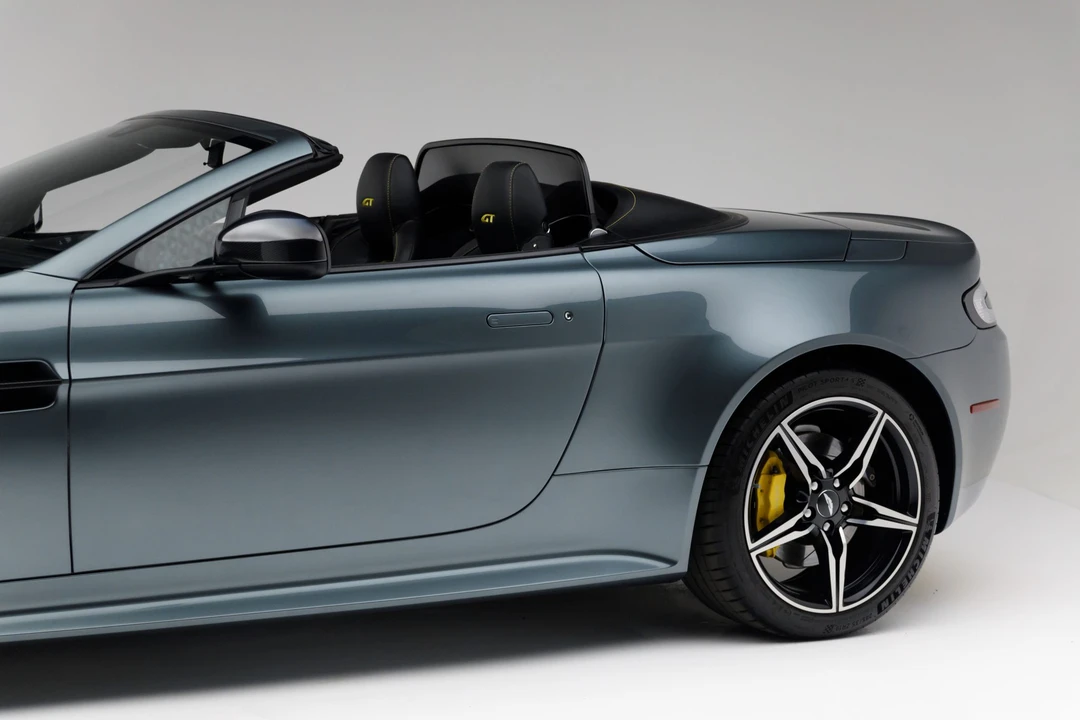 2016 Aston Martin V8 Vantage (2006-2017) - Image 25 of 31