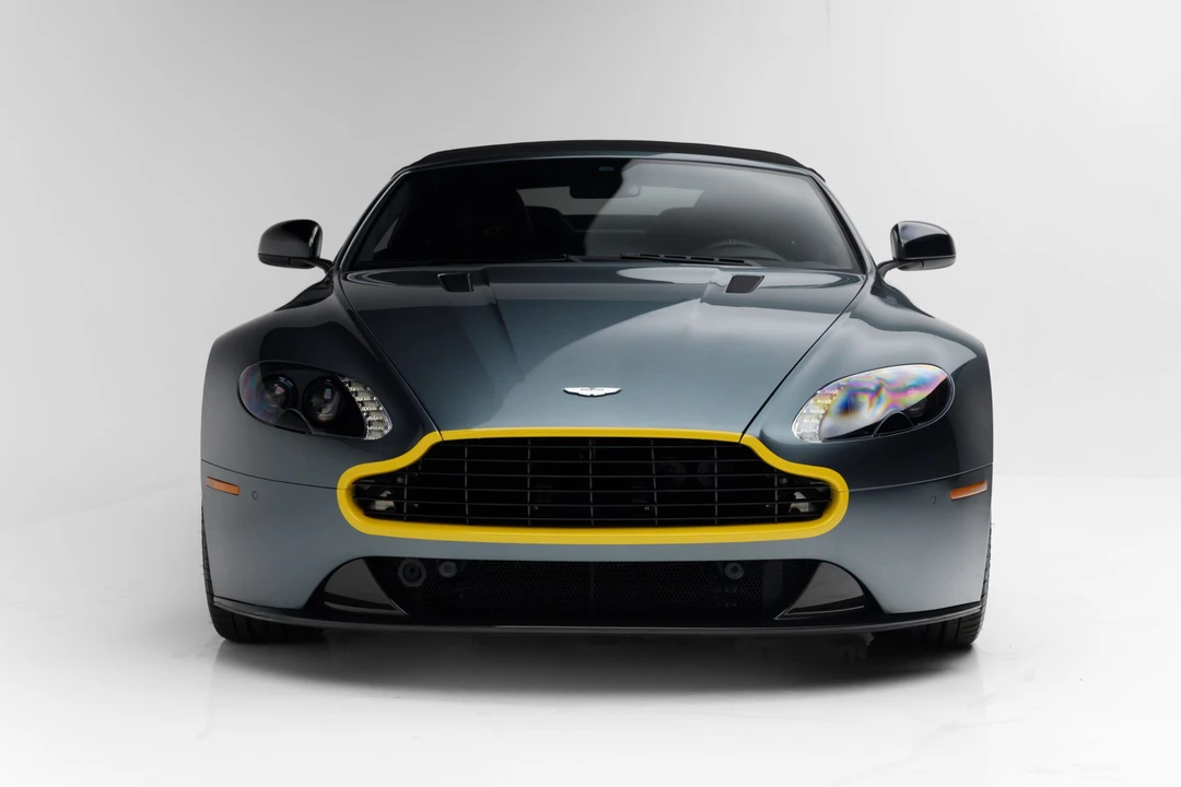 2016 Aston Martin V8 Vantage (2006-2017) - Image 17 of 31