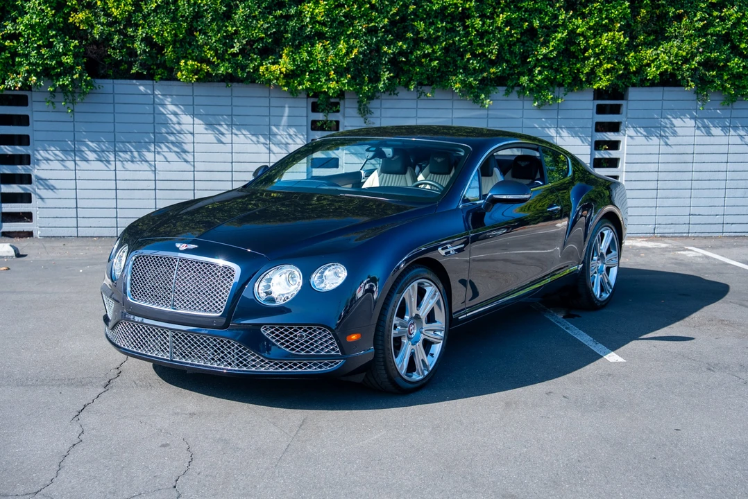 2016 Bentley Continental GT V8 2nd Gen - Image 2 of 31