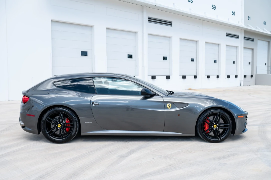 2016 Ferrari FF - Image 3 of 31