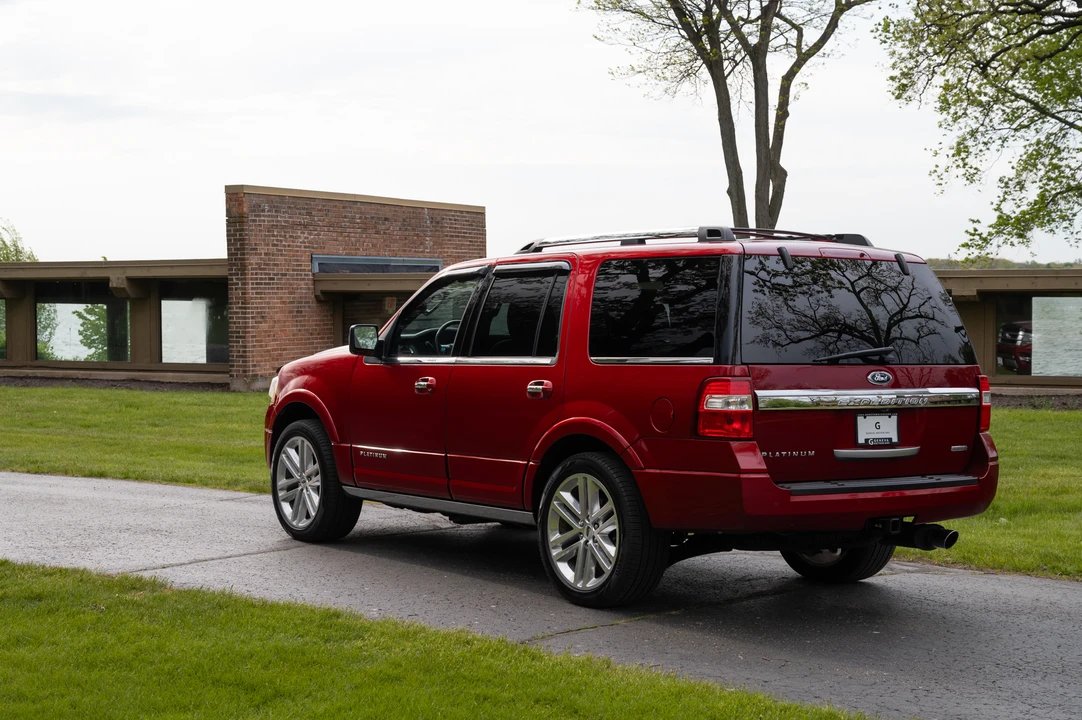 2016 Ford Expedition 3rd Gen - Image 24 of 31